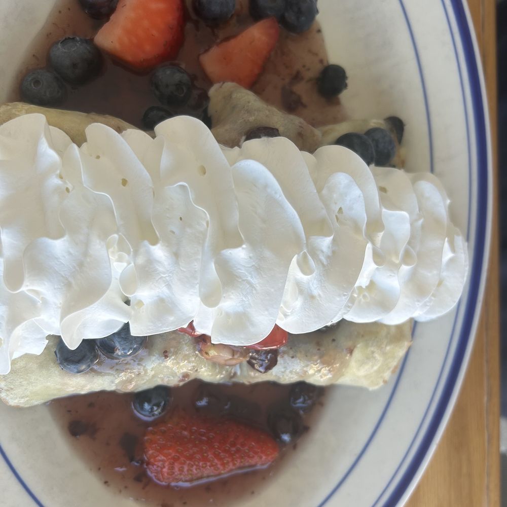 Blueberry's Cafe - Blueberry & Strawberry Crepes - Breakfast & Brunch Near Me - Naples, Florida Blueberry's Cafe - Blueberry & Strawberry Crepes - Breakfast & Brunch Near Me - Naples, Florida