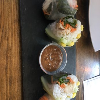 Ginger and Lemongrass - First time trying a chicken summer roll - Vietnamese Near Me - Whitestone, New York