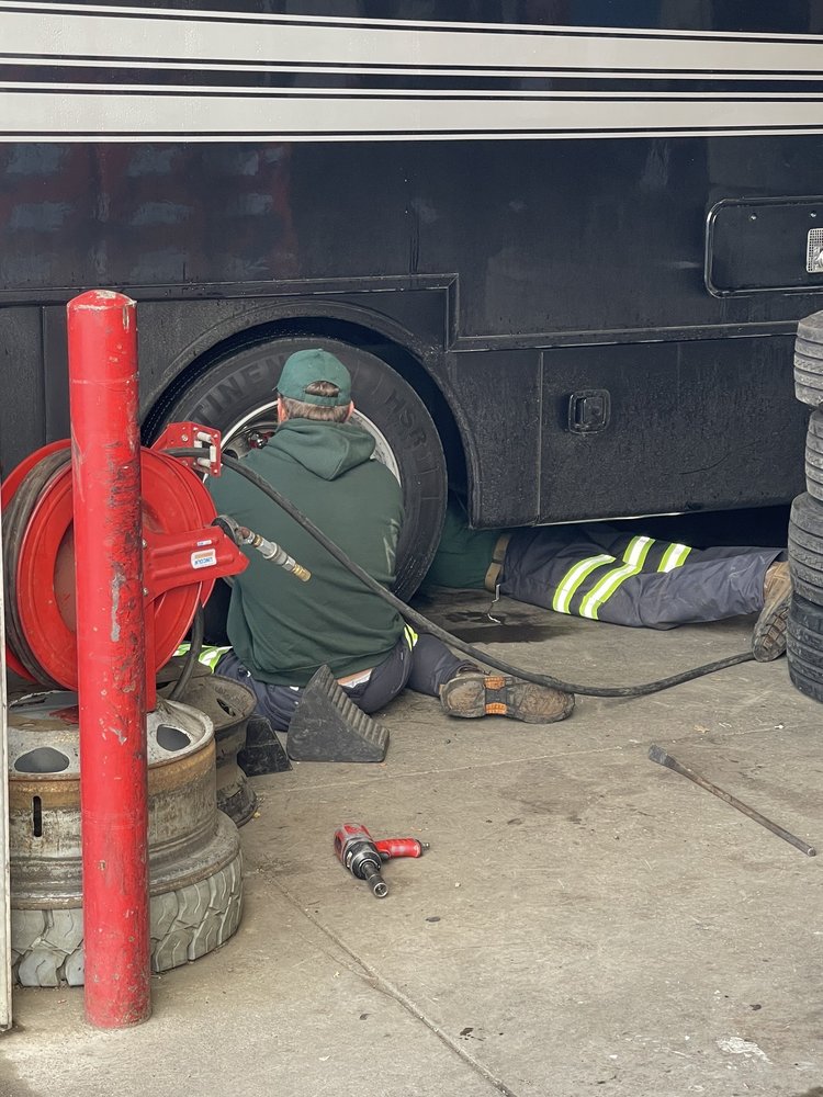 GCR TIRES & SERVICE Updated May 2024 91033 Roberts Rd, Eugene