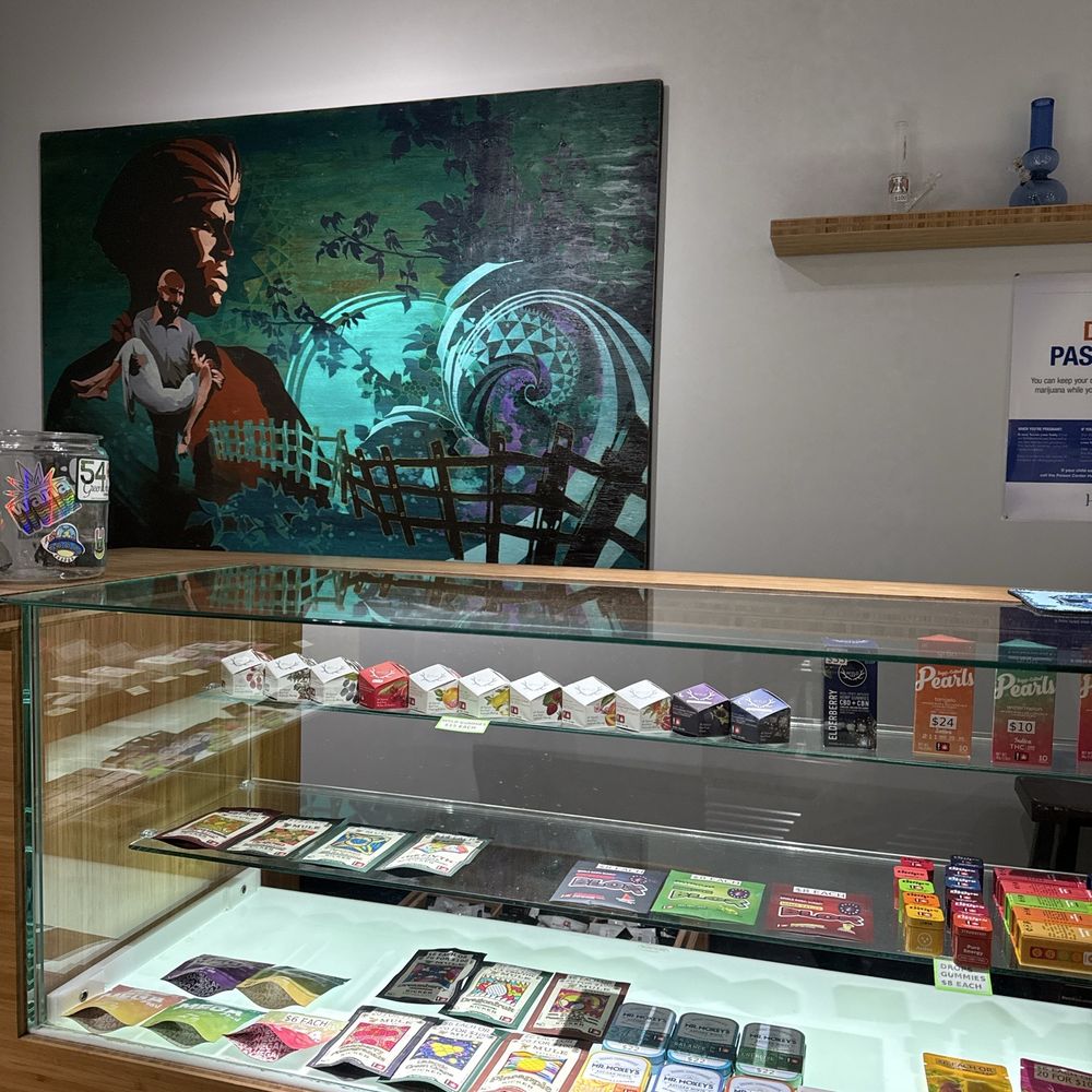 Greeley Gallery - Bar area - Cannabis Dispensaries Near Me - Portland, Oregon