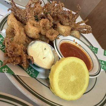 Jon & Vinny's Slauson - point judith fried calamari - Italian Near Me - Windsor Hills, California Jon & Vinny's Slauson - point judith fried calamari - Italian Near Me - Windsor Hills, California