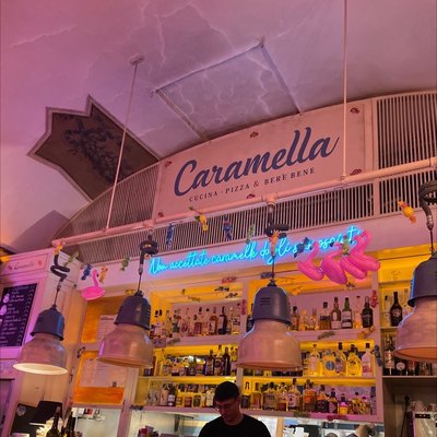 Caramella by null