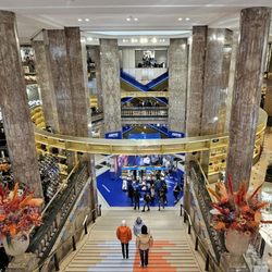 Galeries Lafayette Champs-Élysées
