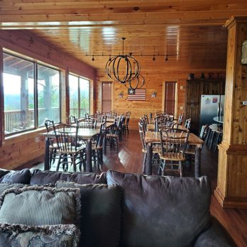 The Big Moose Lodge - Vacation Rentals Near Me - Sevierville, Tennessee The Big Moose Lodge - Vacation Rentals Near Me - Sevierville, Tennessee