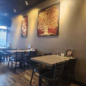 Royal Thai - Thai Near Me - Anchorage, Alaska