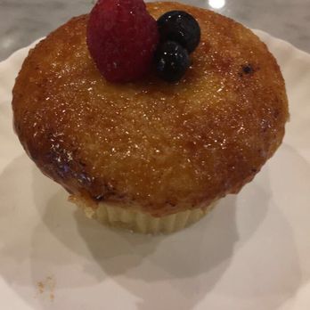 Molly's Cupcakes - Creme brûlée cupcake - Cupcakes Near Me - Chicago, Illinois Molly's Cupcakes - Creme brûlée cupcake - Cupcakes Near Me - Chicago, Illinois