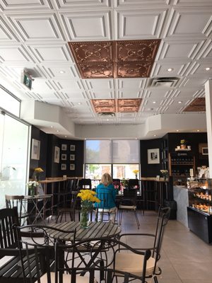 Patisserie Lawrence V. by null