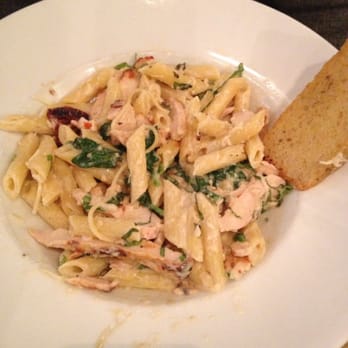 Milestones - Asiago Penne Chicken - Canadian (New) Near Me - Niagara Falls, Ontario