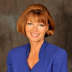 Carolyn Crawford Real Estate Broker