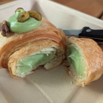 Chaumont - Delicious vegan pistachio croissant - Bakeries Near Me - Santa Monica, California Chaumont - Delicious vegan pistachio croissant - Bakeries Near Me - Santa Monica, California