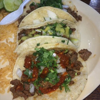 Sabro Tacos - Red and green sauces - Tacos Near Me - Arlington, Texas