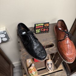 Chicano Park Museum And Cultural Center - Zapatos