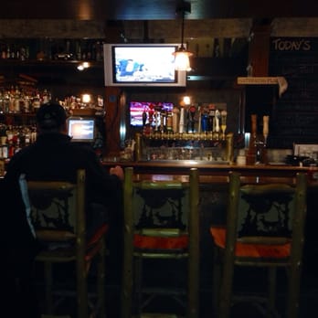 Tamarack Pub & Grill - Tamarack Bar... Exactly what you need after a day of skiing! - Sports Bars Near Me - East Burke, Vermont Tamarack Pub & Grill - Tamarack Bar... Exactly what you need after a day of skiing! - Sports Bars Near Me - East Burke, Vermont