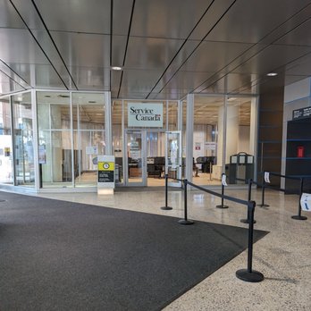 Service Canada - No lineup at 3:30 pm - Public Services & Government Near Me - Scarborough, Ontario