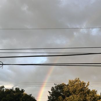 Tacos El Pariente - Rainbow seen from their bench - Food Trucks Near Me - Germantown, Maryland