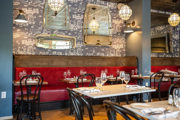 Petite Left Bank by null