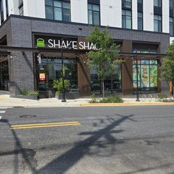 Shake Shack College Park