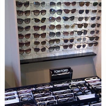 Pelini Eyecare - Optometrists Near Me - Chicago, Illinois Pelini Eyecare - Optometrists Near Me - Chicago, Illinois