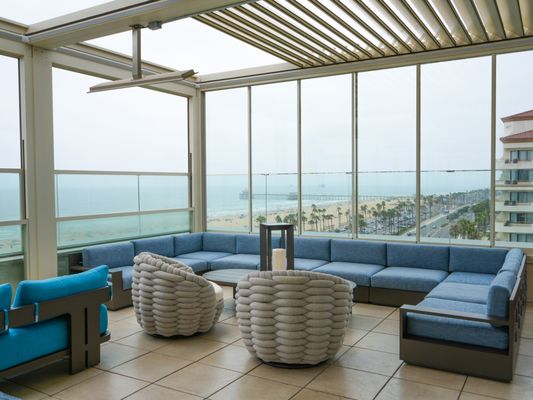 Offshore 9 Rooftop Lounge by null