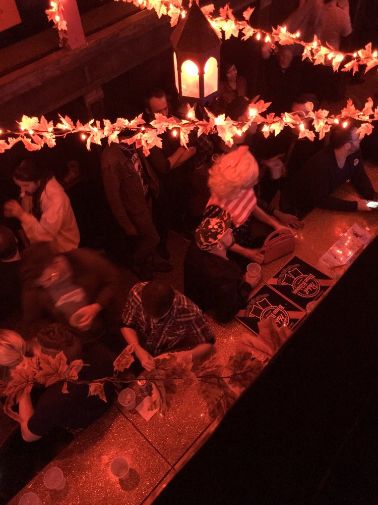 MARY’S Updated August 2024 13 Photos & 100 Reviews 1287 Glenwood