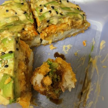 Weissabi - a piece of food in a plastic container - Sushi Bars Near Me - Brooklyn, New York Weissabi - a piece of food in a plastic container - Sushi Bars Near Me - Brooklyn, New York