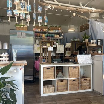 Big love juice bar + kitchen - Juice Bars & Smoothies Near Me - Bellingham, Washington Big love juice bar + kitchen - Juice Bars & Smoothies Near Me - Bellingham, Washington