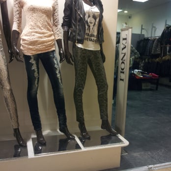 Tanoli - Women's Clothing Near Me - Rotterdam, ZH
