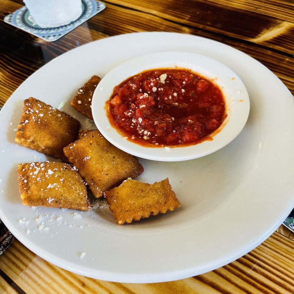 Alpine Pizza Garden - Fried cheese raviolis - Pizza Near Me - Helen, Georgia