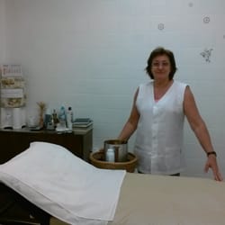 Classe A Cabeleireiros - A depiladora Monica em sua sala de trabalho. Tudo bem limpinho...
