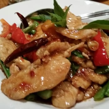 Burma Superstar - Fiery Chicken with vegetables - Burmese Near Me - Alameda, California