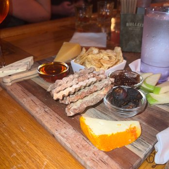 Vinos On Las Olas - Cheese board - Wine Bars Near Me - Fort Lauderdale, Florida Vinos On Las Olas - Cheese board - Wine Bars Near Me - Fort Lauderdale, Florida