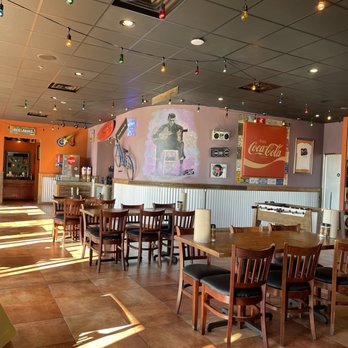 Lost Pizza - Dining room - Pizza Near Me - Jonesboro, Arkansas Lost Pizza - Dining room - Pizza Near Me - Jonesboro, Arkansas