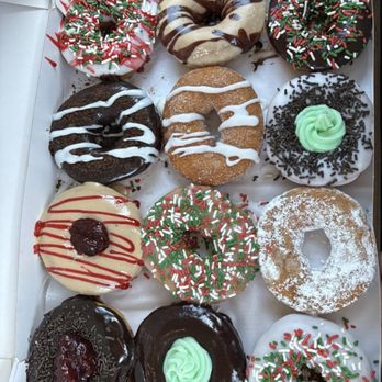 Duck Donuts - Mint to be Dozen. We substituted two mint flavors for a chocolate raspberry donut and pb+j donut. - Donuts Near Me - Duck, North Carolina