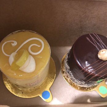 Cakes By Creme de la Creme - Lemon cheesecake & hazelnut cake - Patisserie/Cake Shop Near Me - Renton, Washington Cakes By Creme de la Creme - Lemon cheesecake & hazelnut cake - Patisserie/Cake Shop Near Me - Renton, Washington