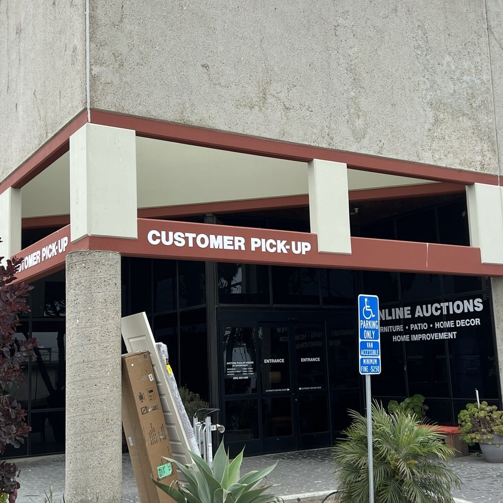 Hagglebids - Store front. Right next to a parking lot with ramp so it's easy to wheel your purchases out to your car. - Auction Houses Near Me - Ventura, California Hagglebids - Store front. Right next to a parking lot with ramp so it's easy to wheel your purchases out to your car. - Auction Houses Near Me - Ventura, California