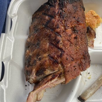 Redd's Smokehouse BBQ - Half rack ribs dry rub - Barbeque Near Me - Carlisle, Pennsylvania