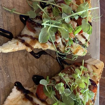 Bluetree Cafe - Honolulu - Caprese Toast - Coffee & Tea Near Me - Honolulu, Hawaii