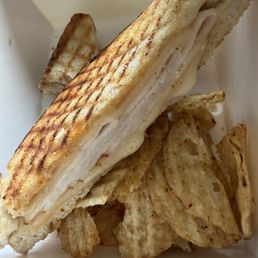 Turkey Swiss panini - for some reason no arugula and i wasn't told if there wasn't any?? Turkey Swiss panini - for some reason no arugula and i wasn't told if there wasn't any??
