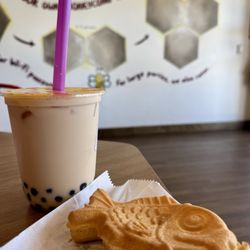 Bumble Tea - Milk tea with boba & Taiyaki