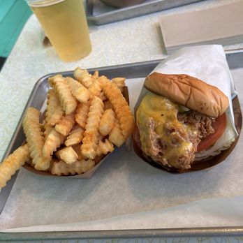 Lou's Luncheonette - The Royale and a rice lager (sonoma springs) - Barbeque Near Me - Sonoma, California Lou's Luncheonette - The Royale and a rice lager (sonoma springs) - Barbeque Near Me - Sonoma, California