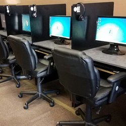 MoraComp Computers