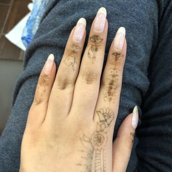 Artistic Nails and Spa - Left hand nails were done perfectly over a week ago. Gel nails. Done by Hannah. - Nail Salons Near Me - Vienna, Virginia Artistic Nails and Spa - Left hand nails were done perfectly over a week ago. Gel nails. Done by Hannah. - Nail Salons Near Me - Vienna, Virginia
