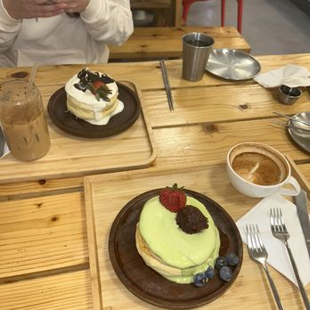 Tasty Junction - Vanilla and matcha soufle pancakes - Asian Fusion Near Me - Glen Rock, New Jersey Tasty Junction - Vanilla and matcha soufle pancakes - Asian Fusion Near Me - Glen Rock, New Jersey