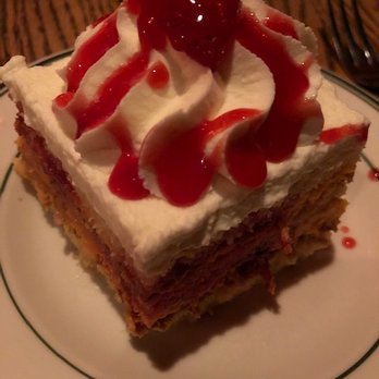 Gulliver's Restaurant - English Trifle - American Near Me - Irvine, California