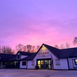 Pepperell Quality Market