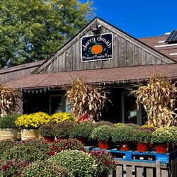 Jerry Smith Pumpkin Farm - Exterior