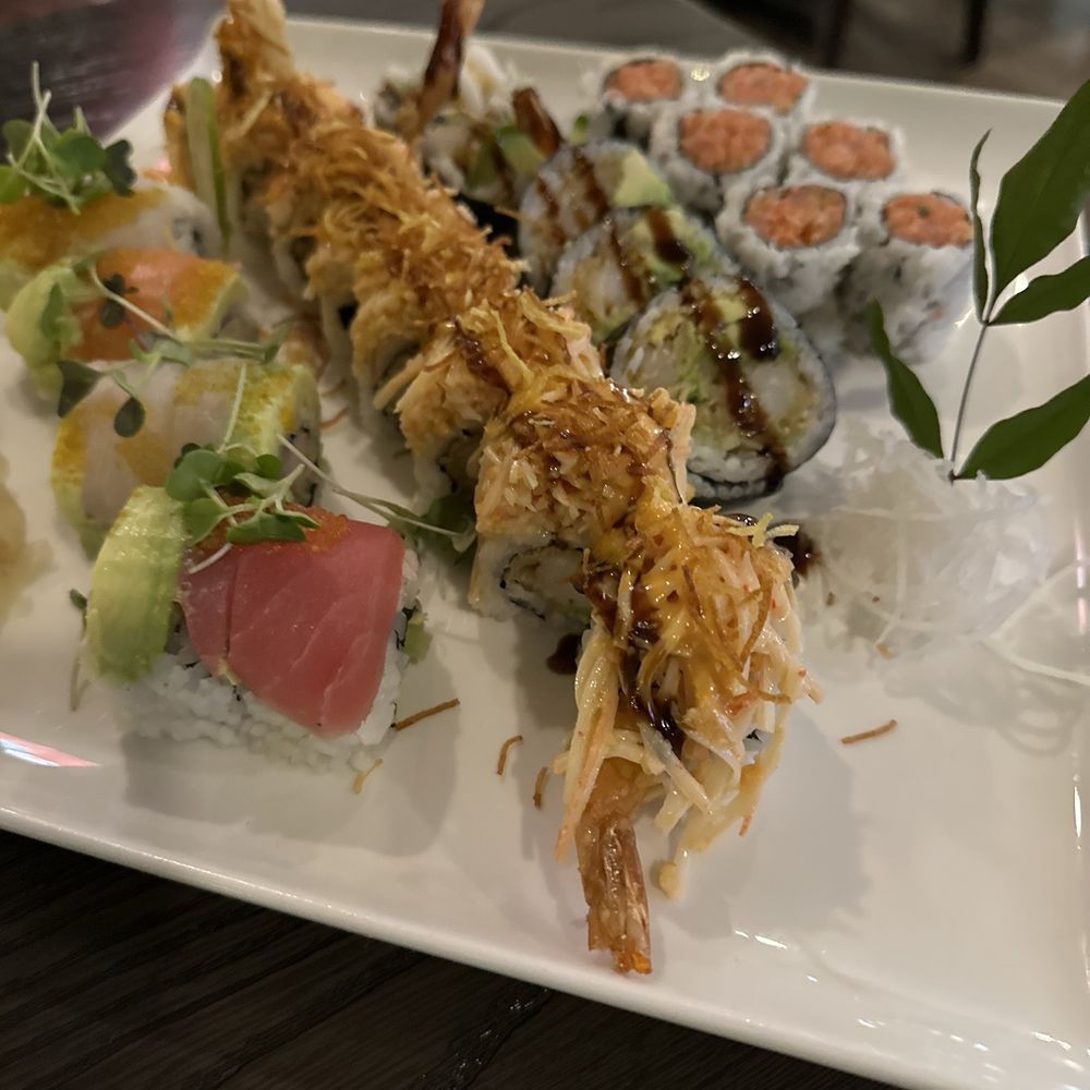 Mochi Sushi & Ramen - Sushi Bars Near Me - Berwyn, Pennsylvania Mochi Sushi & Ramen - Sushi Bars Near Me - Berwyn, Pennsylvania