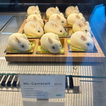 Daan Go Cake Lab - Carrot cake - Desserts Near Me - Richmond, British Columbia Daan Go Cake Lab - Carrot cake - Desserts Near Me - Richmond, British Columbia