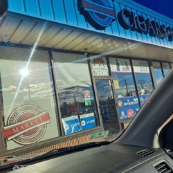Salem Village Market - Smoke shop with rude man