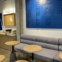 Coffeeholic House - Indoor seating